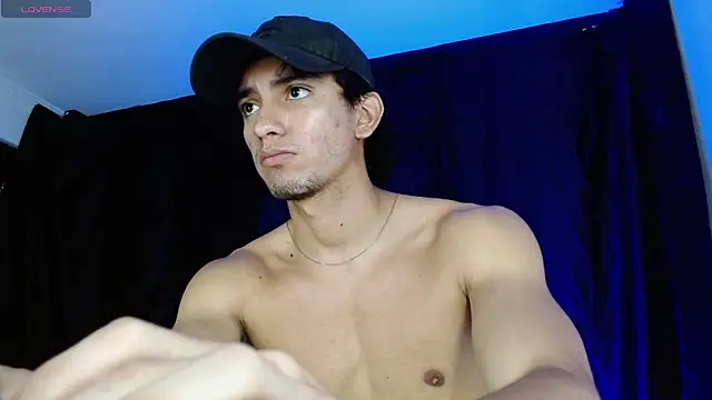 Snapshot of dante_18cm_ chatting on May 15, 2026, 11:23 pm dante 18cm online show from May 15, 2026, 11:23 pm