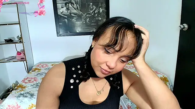 Snapshot of _eilish_ chatting on May 27, 2026, 8:39 pm eilish online show from May 27, 2026, 8:39 pm