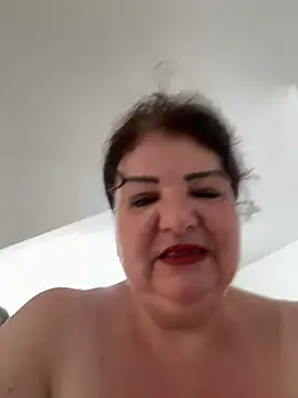 Snapshot of curvymilfmicha chatting on August 1, 2026, 9:30 am curvymilfmicha online show from August 1, 2026, 9:30 am