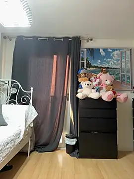 marolycol online show from April 30, 2026, 6:36 pm