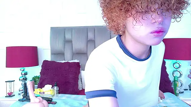 Snapshot of KeiryGinger chatting on June 12, 2026, 6:51 pm KeiryGinger online show from June 12, 2026, 6:51 pm