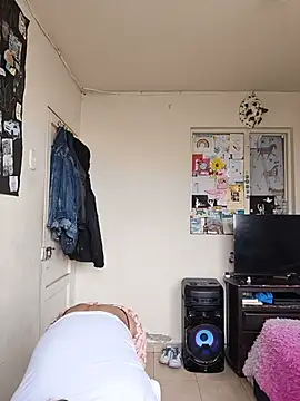 Snapshot of evafuckasd chatting on June 24, 2026, 12:37 pm evafuckasd online show from June 24, 2026, 12:37 pm