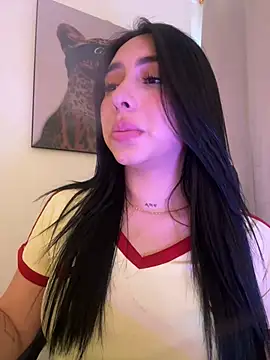 IsabellaNoir  online show from June 27, 2026, 6:02 pm