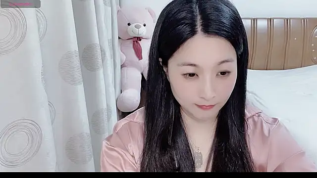 Snapshot of D-Misslu chatting on June 27, 2026, 1:17 pm D-Misslu online show from June 27, 2026, 1:17 pm