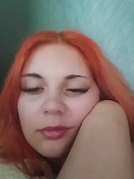 Snapshot of LoisFox chatting on June 16, 2026, 4:09 pm LoisFox online show from June 16, 2026, 4:09 pm