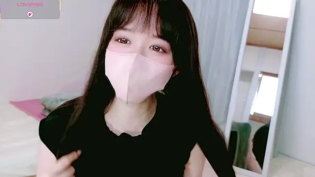 mayu chan  online show from June 10, 2026, 4:56 am