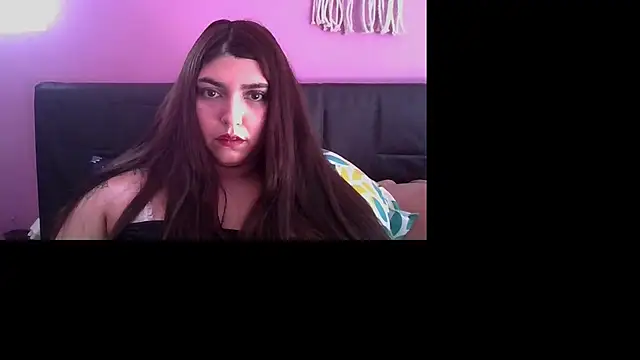 catralaignacia online show from April 21, 2026, 5:06 pm