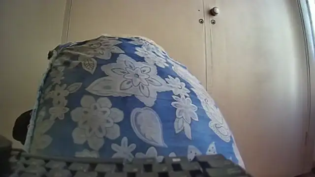 Snapshot of BusttyBoobs19 chatting on May 4, 2026, 7:15 am BusttyBoobs19 online show from May 4, 2026, 7:15 am