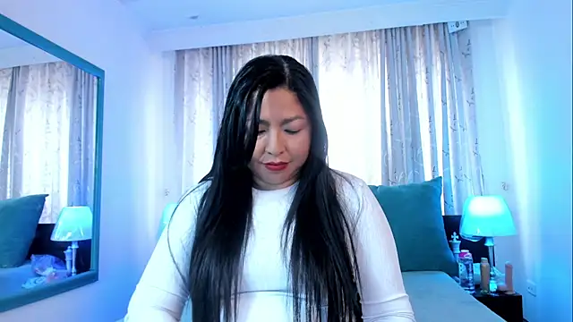 Snapshot of Victoria_kim_lee chatting on June 21, 2026, 2:19 pm Victoria kim lee online show from June 21, 2026, 2:19 pm