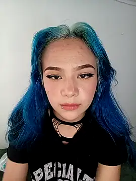 mistyyblue online show from May 9, 2026, 8:03 pm