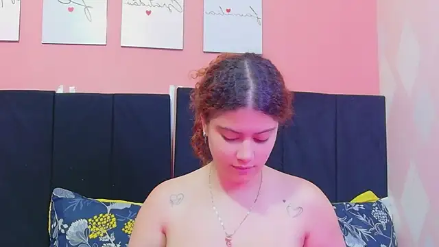 Snapshot of HoneyHipss chatting on May 29, 2026, 12:47 pm HoneyHipss online show from May 29, 2026, 12:47 pm