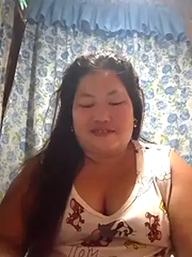 Snapshot of sweet_pinay01 chatting on July 9, 2026, 6:39 am sweet pinay01 online show from July 9, 2026, 6:39 am