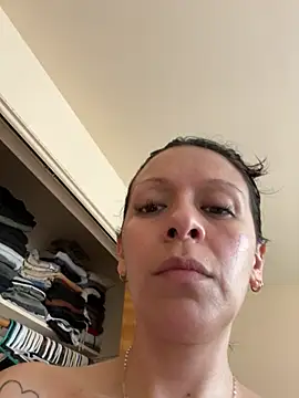 Snapshot of aurak444 chatting on May 7, 2026, 3:39 pm aurak444 online show from May 7, 2026, 3:39 pm