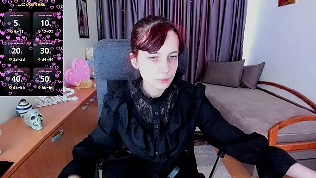 Snapshot of MiniLysii chatting on July 5, 2026, 5:58 am MiniLysii online show from July 5, 2026, 5:58 am