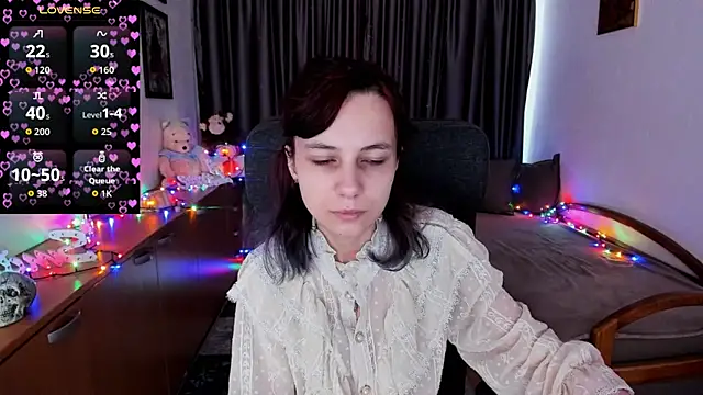 Snapshot of MiniLysii chatting on July 15, 2026, 6:18 am MiniLysii online show from July 15, 2026, 6:18 am