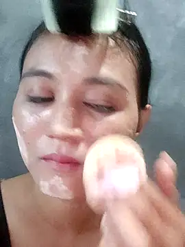 Snapshot of Rayya_ayy chatting on May 7, 2026, 9:03 am Rayya ayy online show from May 7, 2026, 9:03 am