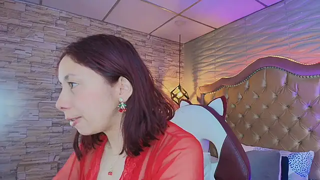 Snapshot of stephaniesun_ chatting on May 12, 2026, 12:57 pm stephaniesun online show from May 12, 2026, 12:57 pm