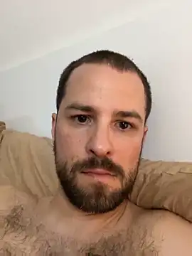 Porcodoc91 online show from April 28, 2026, 7:52 pm