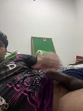 gnarlyick online show from April 24, 2026, 3:42 am