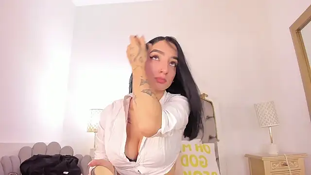Snapshot of atenea_lux chatting on June 26, 2026, 9:19 pm atenea lux online show from June 26, 2026, 9:19 pm
