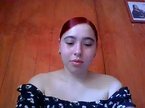 Snapshot of Annisof chatting on May 18, 2026, 5:52 pm Annisof online show from May 18, 2026, 5:52 pm