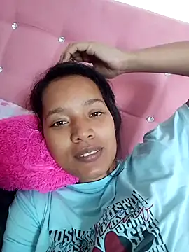 Snapshot of Stefany_03_ chatting on July 6, 2026, 7:38 pm Stefany 03 online show from July 6, 2026, 7:38 pm