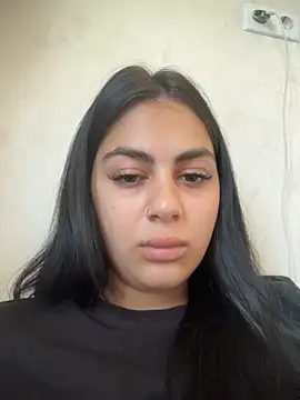 Snapshot of LilyLovell chatting on June 4, 2026, 12:11 pm LilyLovell online show from June 4, 2026, 12:11 pm