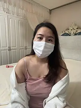 xiaowei zhibo online show from May 6, 2026, 1:03 am