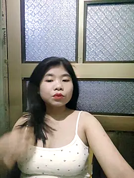 Snapshot of Ayti01 chatting on May 9, 2026, 12:10 pm Ayti01 online show from May 9, 2026, 12:10 pm
