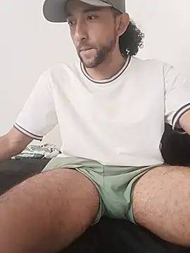 Snapshot of thelongxxxx chatting on July 3, 2026, 1:50 pm thelongxxxx online show from July 3, 2026, 1:50 pm