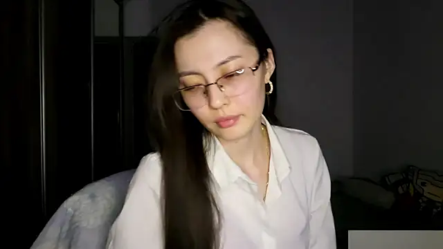 Snapshot of AshleyTropiano chatting on May 20, 2026, 3:29 pm AshleyTropiano online show from May 20, 2026, 3:29 pm