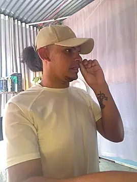 JaviCollins- online show from May 5, 2026, 2:03 pm