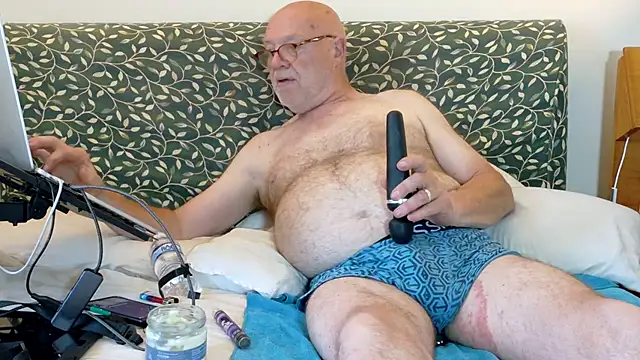Snapshot of KinkCentral chatting on June 23, 2026, 8:29 pm KinkCentral online show from June 23, 2026, 8:29 pm