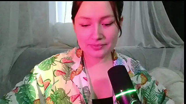 Snapshot of Tendre_Amelia chatting on May 21, 2026, 5:20 pm Tendre Amelia online show from May 21, 2026, 5:20 pm