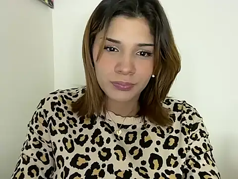 Snapshot of Im__molly6 chatting on June 12, 2026, 11:25 pm Im molly6 online show from June 12, 2026, 11:25 pm
