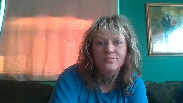 RosieSwitchBitch online show from June 26, 2026, 11:14 am