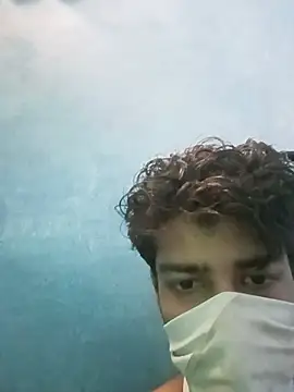 Snapshot of arsu001 chatting on August 7, 2026, 7:32 am arsu001 online show from August 7, 2026, 7:32 am