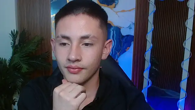 Snapshot of Andres_Tay chatting on May 10, 2026, 2:39 am Andres Tay online show from May 10, 2026, 2:39 am