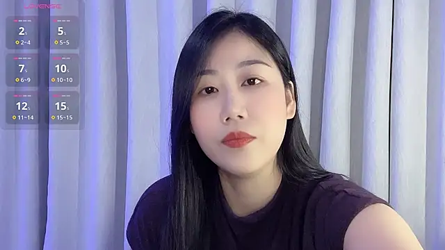 F-Yuwei online show from May 6, 2026, 10:31 am