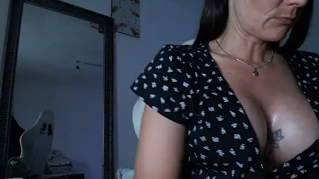 missydiorr10 online show from May 6, 2026, 9:31 pm
