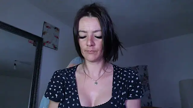 missydiorr10 online show from May 8, 2026, 6:52 am