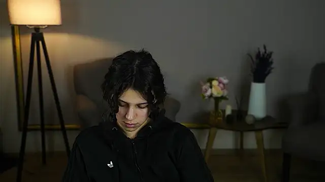 JinnyProtsman online show from April 24, 2026, 2:30 pm