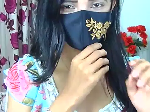 Snapshot of Alina_Nur chatting on May 17, 2026, 3:30 pm Alina Nur online show from May 17, 2026, 3:30 pm