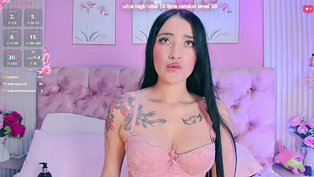 Snapshot of Ariana_west_ chatting on May 11, 2026, 2:45 pm Ariana west online show from May 11, 2026, 2:45 pm