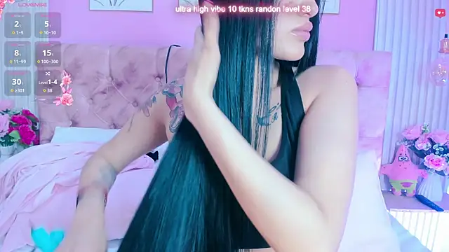 Snapshot of Ariana_west_ chatting on May 25, 2026, 12:55 pm Ariana west online show from May 25, 2026, 12:55 pm