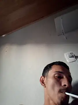 casadocalixaba028 online show from May 3, 2026, 9:04 am