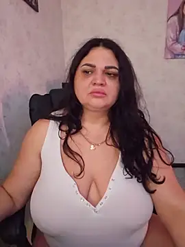 Snapshot of -CUTE-EVVIL- chatting on May 26, 2026, 5:31 pm -CUTE-EVVIL- online show from May 26, 2026, 5:31 pm
