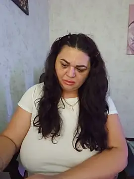 Snapshot of -CUTE-EVVIL- chatting on June 28, 2026, 5:30 pm -CUTE-EVVIL- online show from June 28, 2026, 5:30 pm