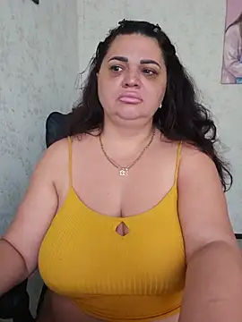 Snapshot of -CUTE-EVVIL- chatting on July 7, 2026, 6:27 am -CUTE-EVVIL- online show from July 7, 2026, 6:27 am