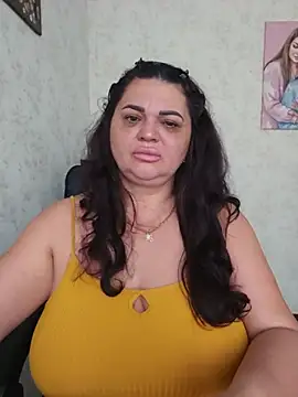 Snapshot of -CUTE-EVVIL- chatting on July 7, 2026, 7:34 am -CUTE-EVVIL- online show from July 7, 2026, 7:34 am